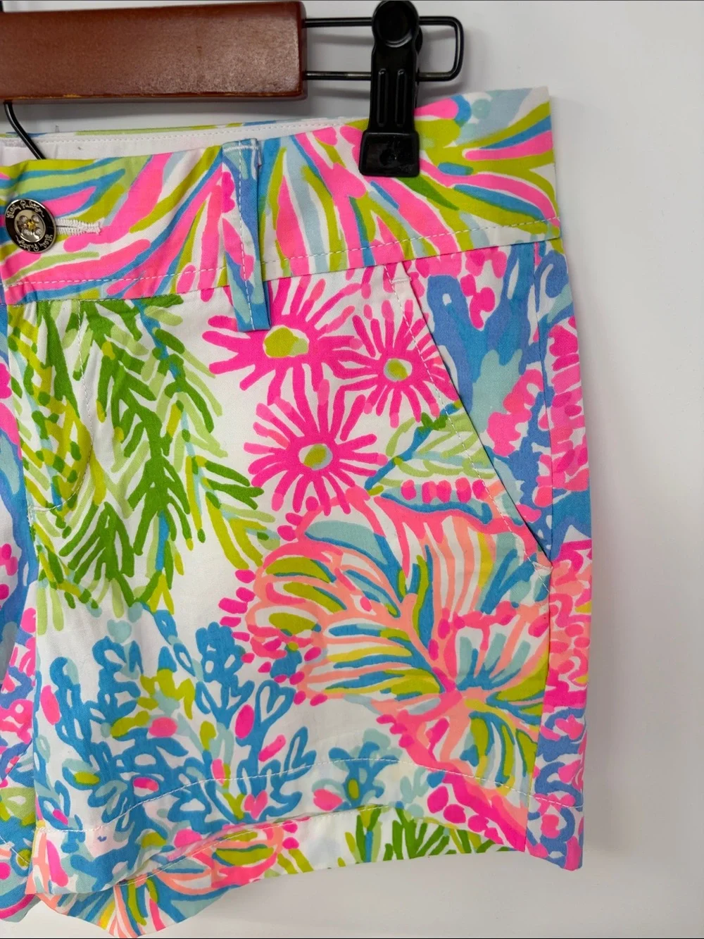 Lilly Pulitzer Tropical & Fish Print The Callahan Shorts Size 4